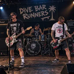 DiveBarRunners