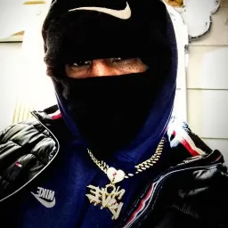 SHiNOBi