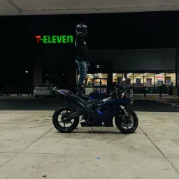 ZX6Rski
