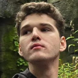 AlexT